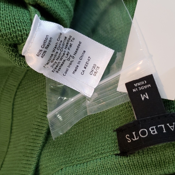 ♦️♦️  SOLD ♦️♦️Talbots Cardigan - Picture 8 of 8